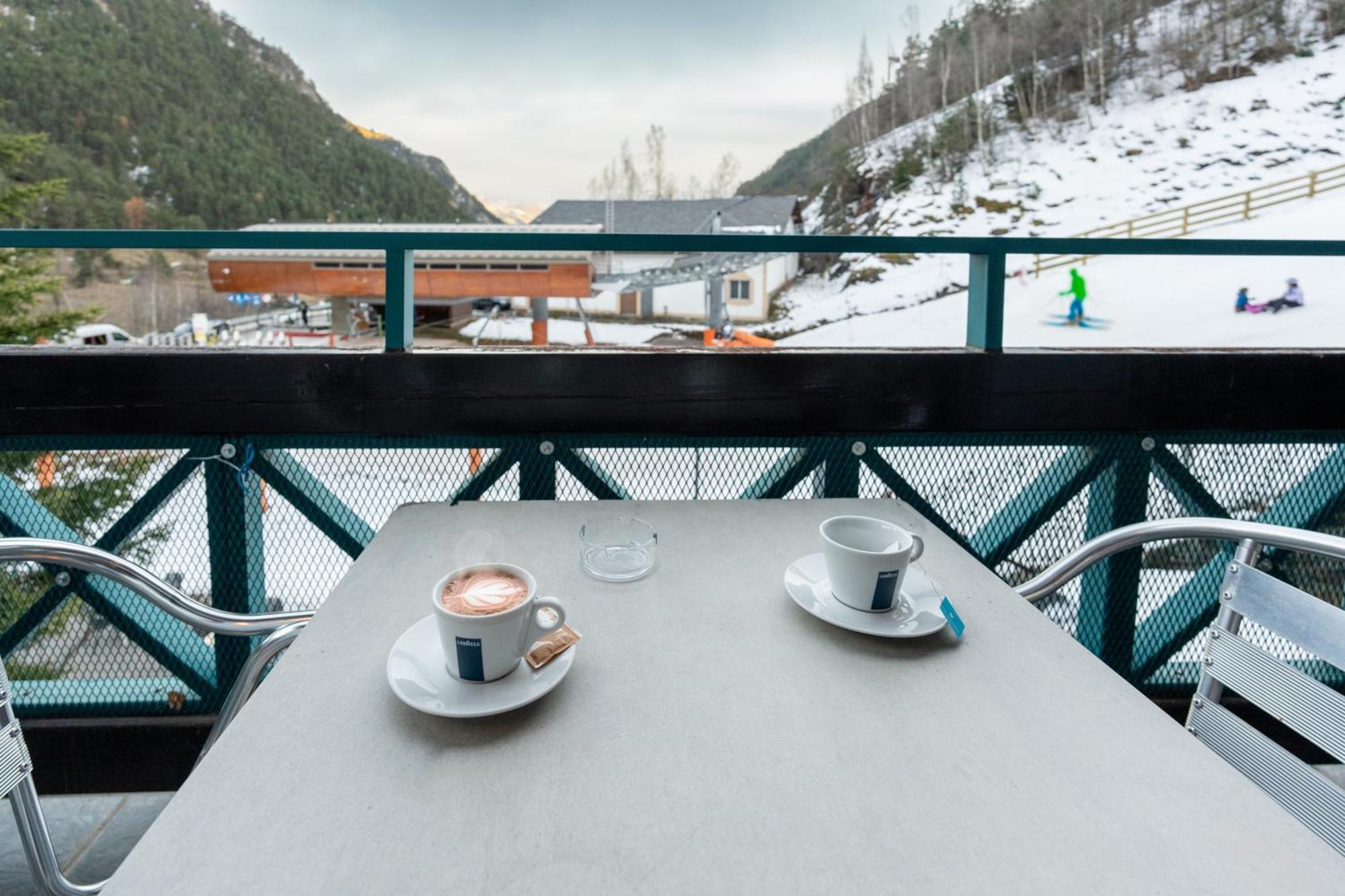 Ushuaia, The Mountain Hotel Arinsal Exterior photo